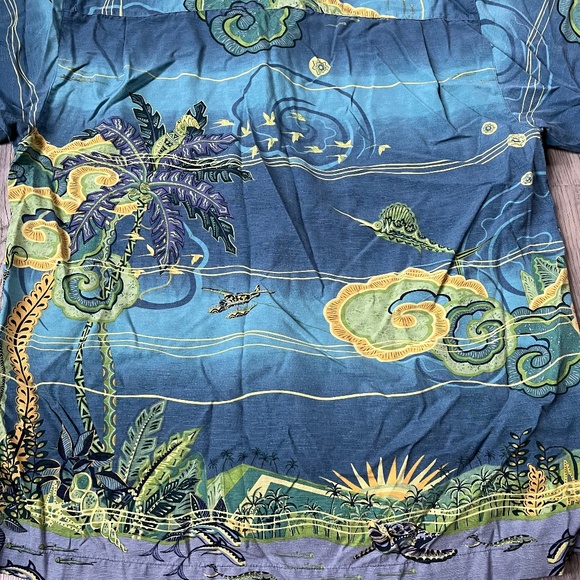 Tommy Bahama Mermaid Hawaiian Shirt Medium 100% silk rare print - Picture 7 of 8